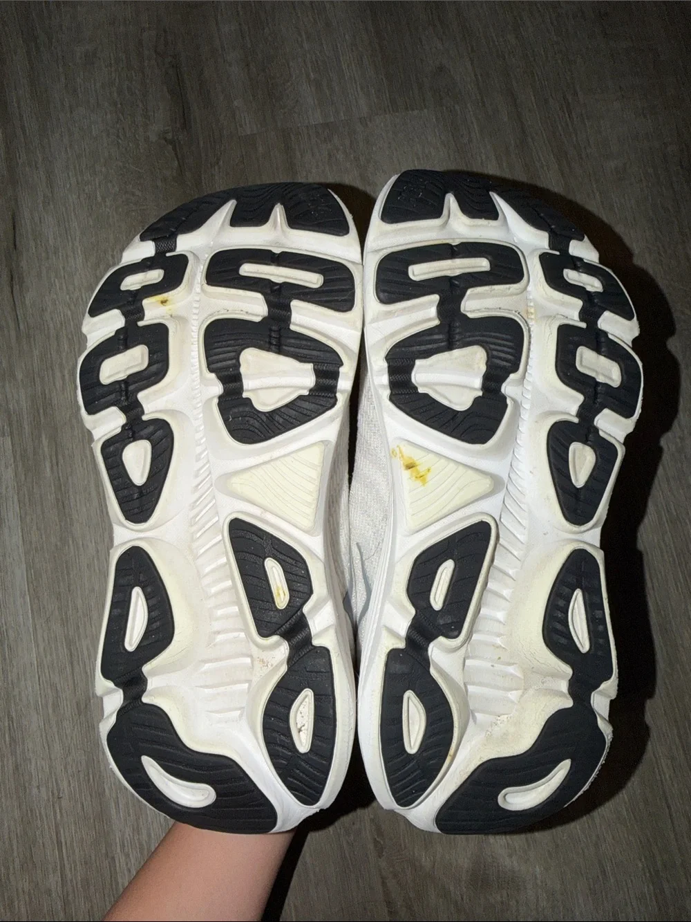 Hoka Gaviota 5 sneaker men’s 9.5D